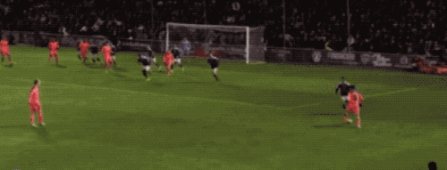 足坛一夜：FIFA最佳阵容出炉 巴萨2-0晋级十六强 切尔西3-1晋级四强